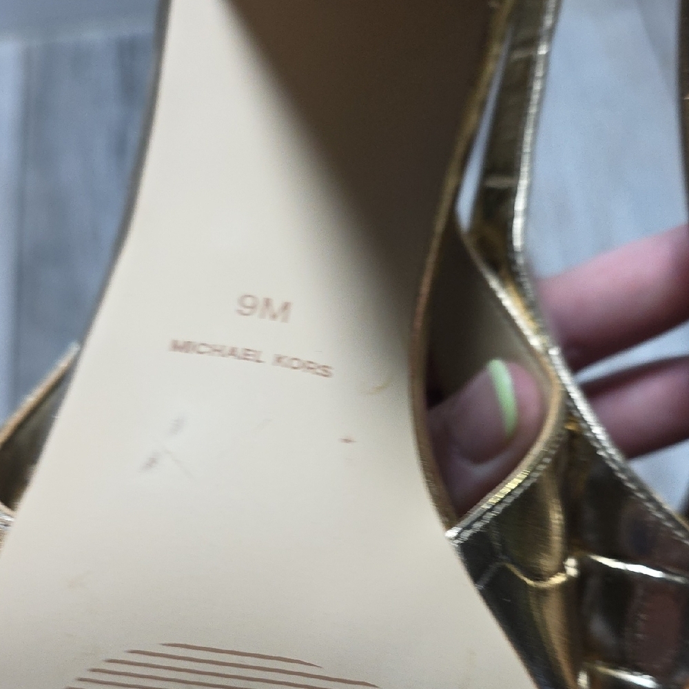 SOLD | Michael Kors | Electra Slingback Gold Leather, Pointed Toe Stacked *NWOB - Picture 9 of 13